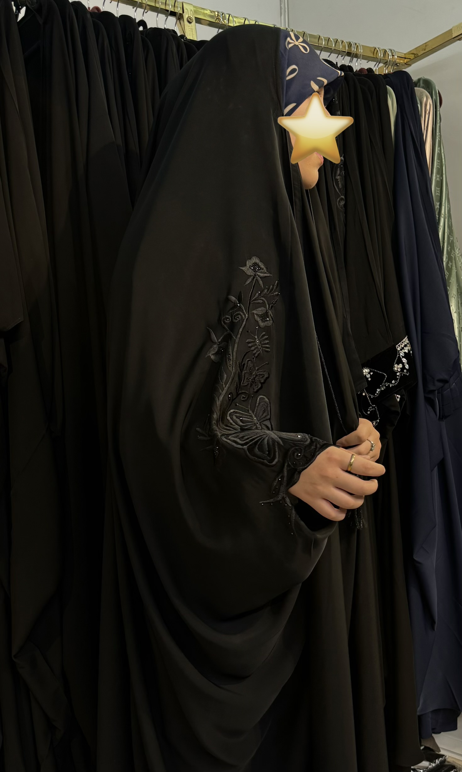 چادر عربی گلدوزی طرح پروانه